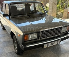 LADA (VAZ) 2107 2010 Benzin 77 Sedan 32892 km Mexanika