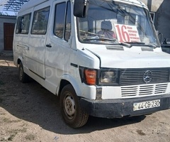 Mercedes 208 D 1995 Dizel 90 444000 km Mikroavtobuslar Mexanika