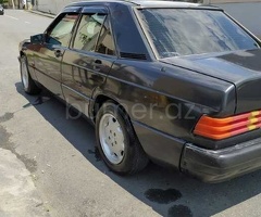 Mercedes 190 1990 Benzin 105 Sedan 250000 km Mexanika