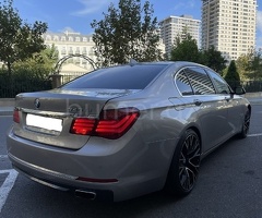 BMW 7-series 740 2014 Benzin 320 Sedan 138000 km Avtomat