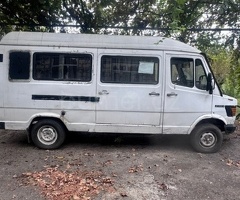 Mercedes 208 D 1993 Dizel 76 250000 km Mikroavtobuslar Mexanika