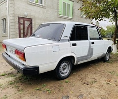 LADA (VAZ) 2107 2008 Benzin 75 Sedan 78000 km Mexanika