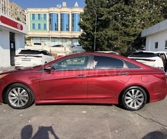 Hyundai Sonata 2014 Benzin 154 Sedan 233000 km Avtomat