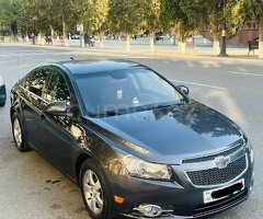Chevrolet Cruze 2013 Benzin 140 Sedan 300000 km Avtomat