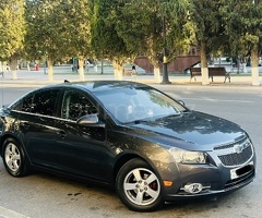 Chevrolet Cruze 2013 Benzin 140 Sedan 300000 km Avtomat