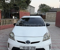 Toyota Prius 2015 Hibrid 98 Filtbek 322000 km Avtomat