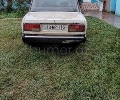 LADA (VAZ) 2107 2005 Benzin 75 Sedan 350000 km Mexanika