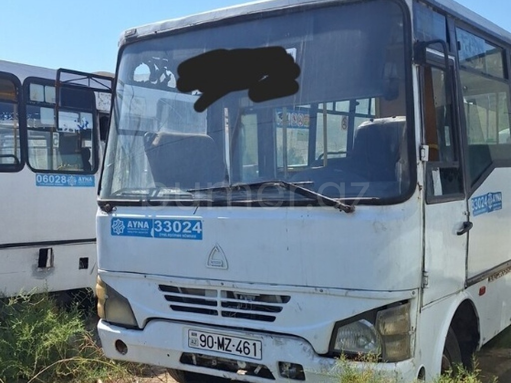 Isuzu NP 37 2008 Dizel 190 380431 km Avtobuslar Mexanika