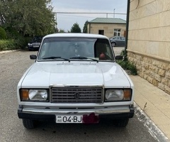 LADA (VAZ) 2107 2011 Benzin 75 Sedan 72000 km Mexanika