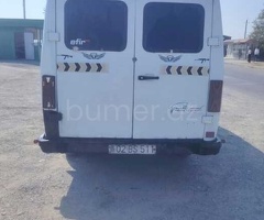 Mercedes 208 D 1993 Dizel 82 150000 km Mikroavtobuslar Mexanika