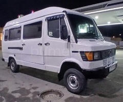 Mercedes 208 D 1994 Dizel 79 670000 km Mikroavtobuslar Mexanika