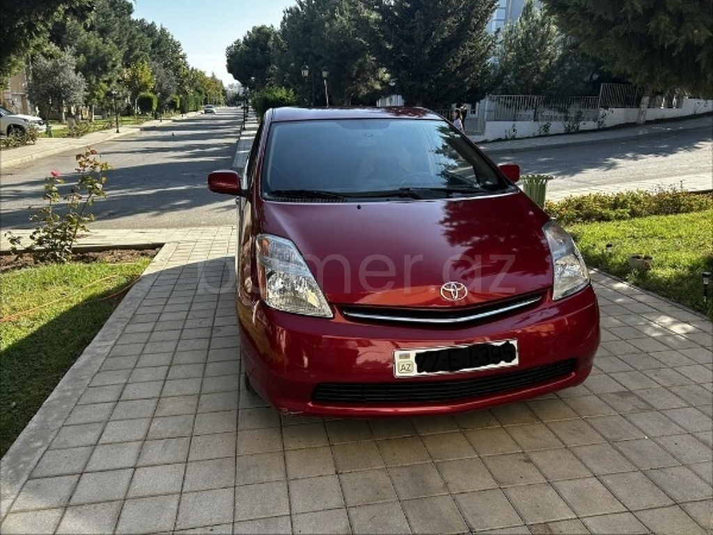 Toyota Prius 2006 Hibrid 76 Filtbek 367382 km Avtomat