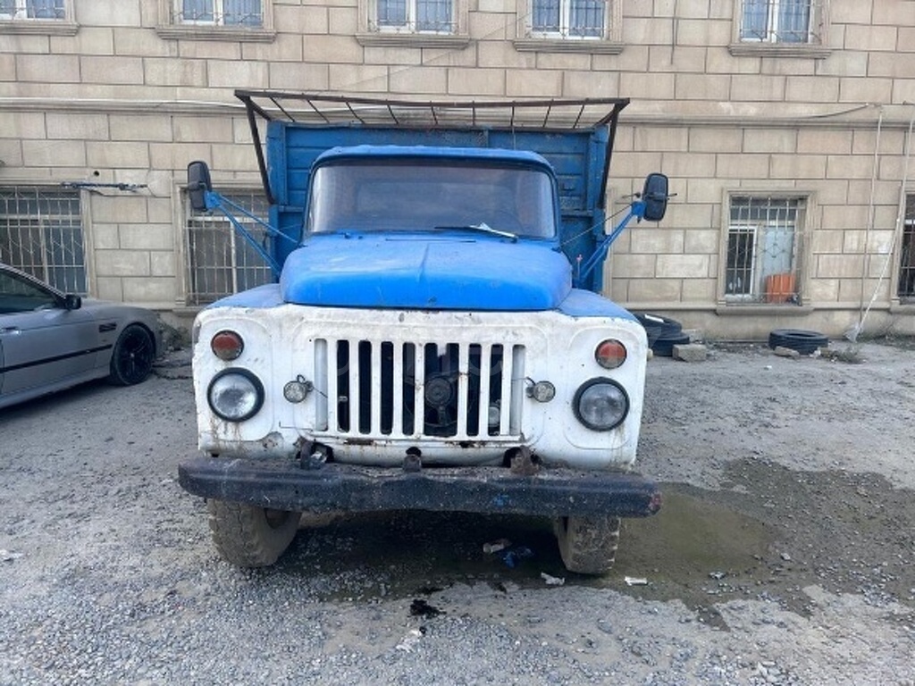 MARKALAR GAZ 53 1986 Benzin 150 100000 km Mexanika