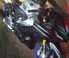 Yamaha R15M 2022 Benzin 18 45 km Motosiklet Mexanika