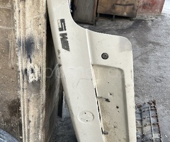 Ban-Kuza hissələr BMW