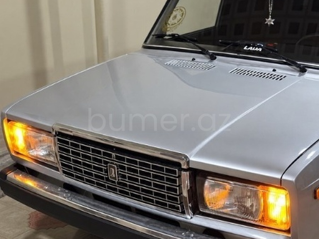 LADA (VAZ) 2107 2010 Benzin 77 Sedan 62290 km Mexanika