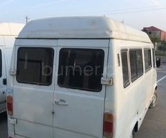 Mercedes 208 D 1989 Dizel 83 690000 km Mikroavtobuslar Avtomat