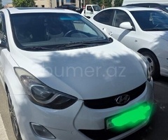 Hyundai Elantra 2013 Benzin 150 Sedan 128000 km Avtomat