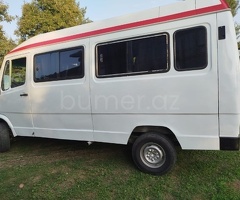 Mercedes 208 D 1993 Dizel 100 350000 km Mikroavtobuslar Mexanika