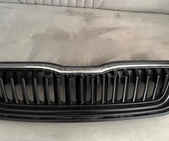 Ban-Kuza hissələr Skoda