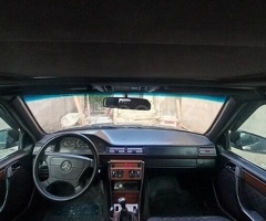 Mercedes E Class E 220 1994 Benzin 150 Sedan 520000 km Mexanika