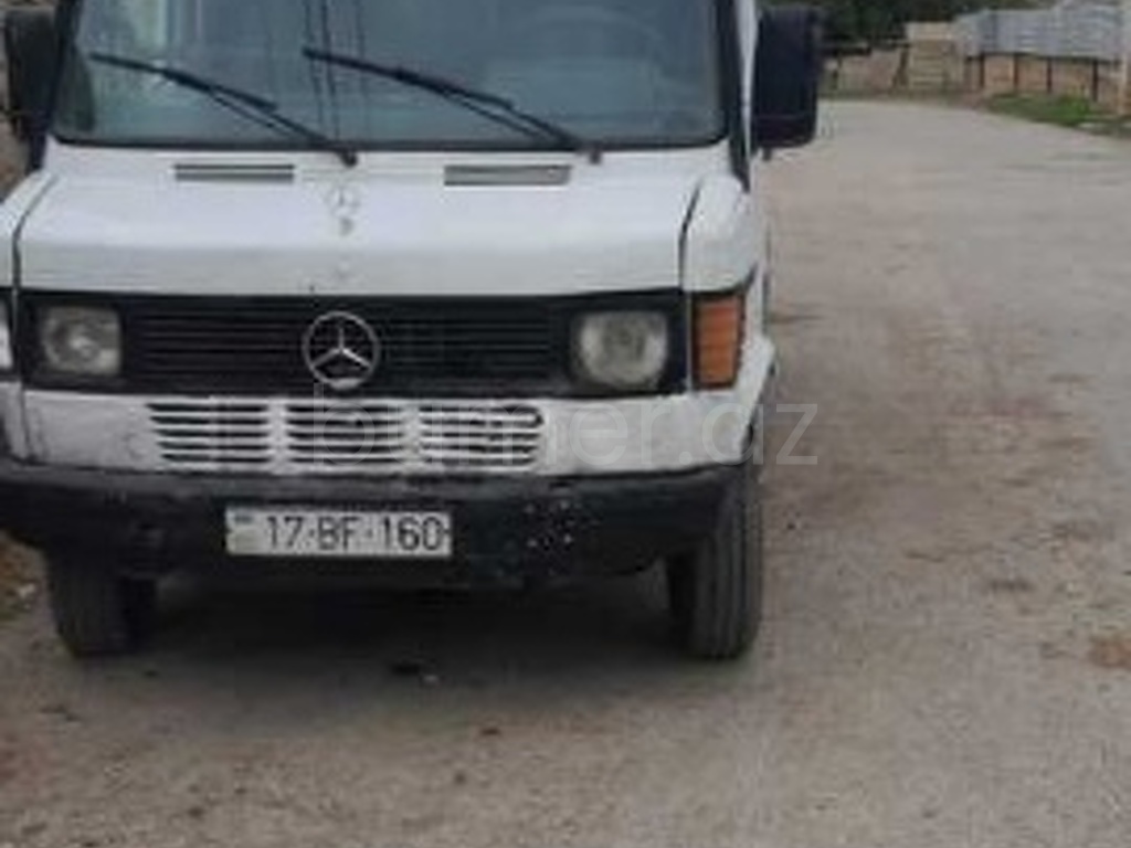 Mercedes 208 D 1994 Dizel 150 250000 km Mikroavtobuslar Mexanika
