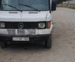 Mercedes 208 D 1994 Dizel 150 250000 km Mikroavtobuslar Mexanika