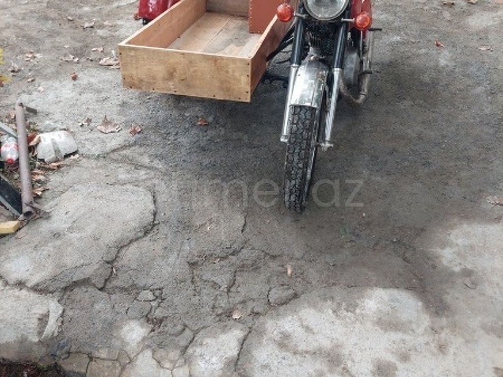 IJ Planeta 4 1987 Benzin 18 500000 km Motosiklet Mexanika
