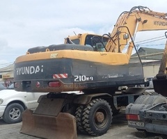 Hyundai 210W, Ekskavator, 2013, 8000 km