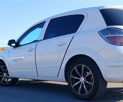 Opel  Astra, 2009, 1.4L, 195000 km, Mexanika