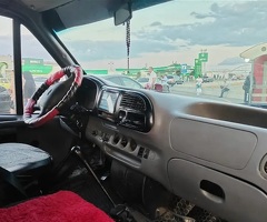 1998, 2.5L, 240000 km, Mexanika