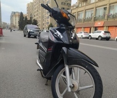 Motosiklet, 2017, 8045 km