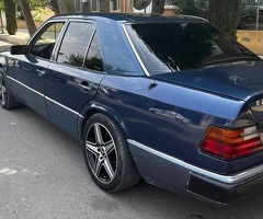 Mercedes E Class, 1992, 2.0L, 326000 km, Avtomat