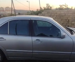Mercedes E Class, 2000, 2.1L, 569500 km, Mexanika
