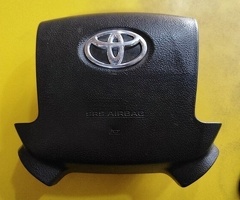 Sükan hissələri, "Toyota Land Cruiser 200" hava yastığı
