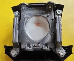 Sükan hissələri, "Toyota Land Cruiser 200" hava yastığı