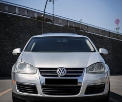 Volkswagen  Jetta, 2011, 2.5L, 188000 km, Avtomat
