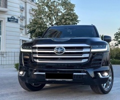 Toyota  Land Cruiser, 2021, 3.5L, 31501 km, Avtomat