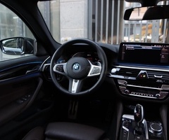 BMW 5-series 530e, 2022, 2.0L, 9000 km, Avtomat