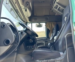 105 XF , 2013, 12L, 900000 km, Avtomat
