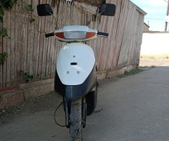 Skuter, Skuter Suzuki Lets