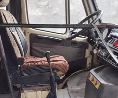 1990, 2.3L, 569820 km, Mexanika