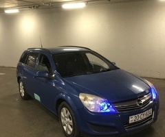 Opel  Astra, 2008, 1.9L, 256200 km, Avtomat