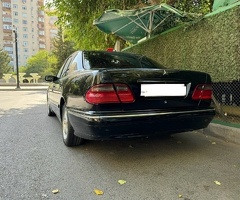 Mercedes E Class  E 240, 2001, 2.4L, 327000 km, Avtomat