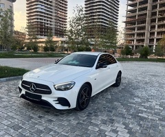 Mercedes E Class  E 300 e, 2021, 2.0L, 17300 km, Avtomat