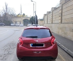 Peugeot  208, 2013, 1.6L, 68000 km, Avtomat