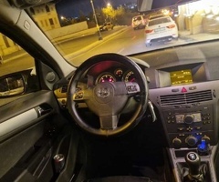 Opel  Astra, 2006, 1.3L, 303000 km, Mexanika