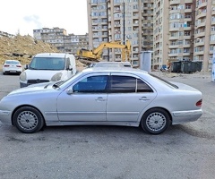Mercedes E Class  E 220, 2002, 2.2L, 430000 km, Avtomat