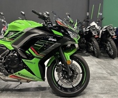 Motosiklet, 2022, 0.70L
