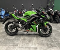 Motosiklet, 2022, 0.70L